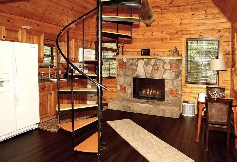 Mountain Laurel   1 Bedrooms, 1 Baths, Sleeps 4 Cabin By Redawning