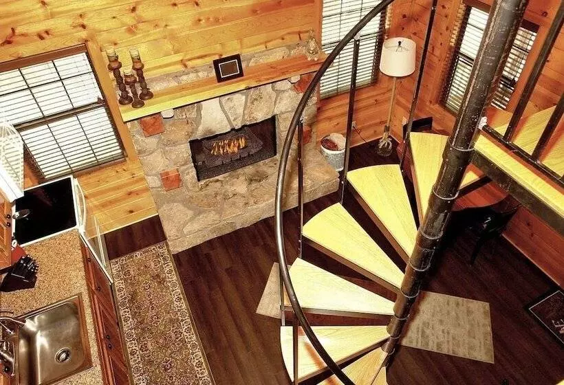 Mountain Laurel   1 Bedrooms, 1 Baths, Sleeps 4 Cabin By Redawning