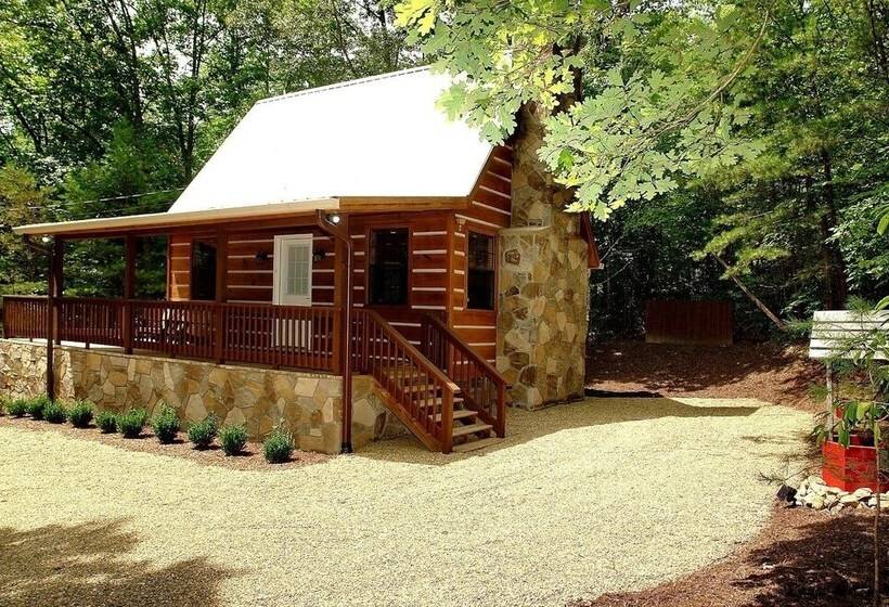 Mountain Laurel 1 Bedrooms, 1 Baths, Sleeps 4 Cabin By Redawning
