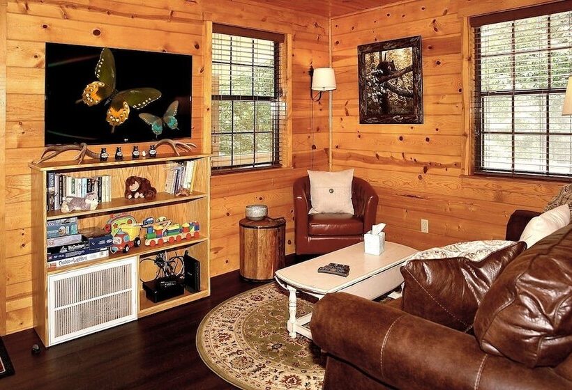 Mountain Laurel 1 Bedrooms, 1 Baths, Sleeps 4 Cabin By Redawning