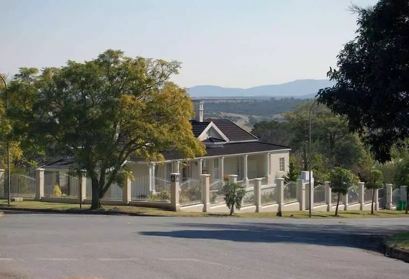 Majatalo Glencoe Guest House