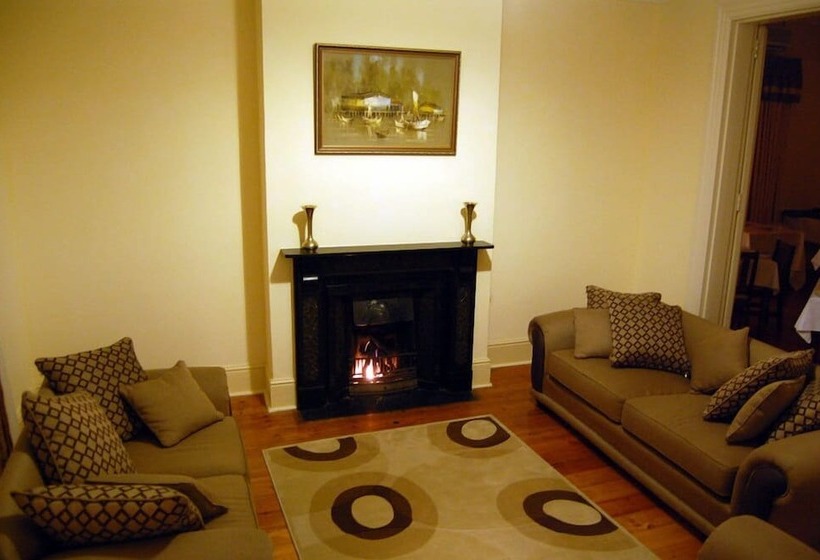 بنسيون Glencoe Guest House