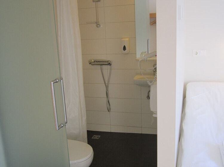 پانسیون Skulagardur