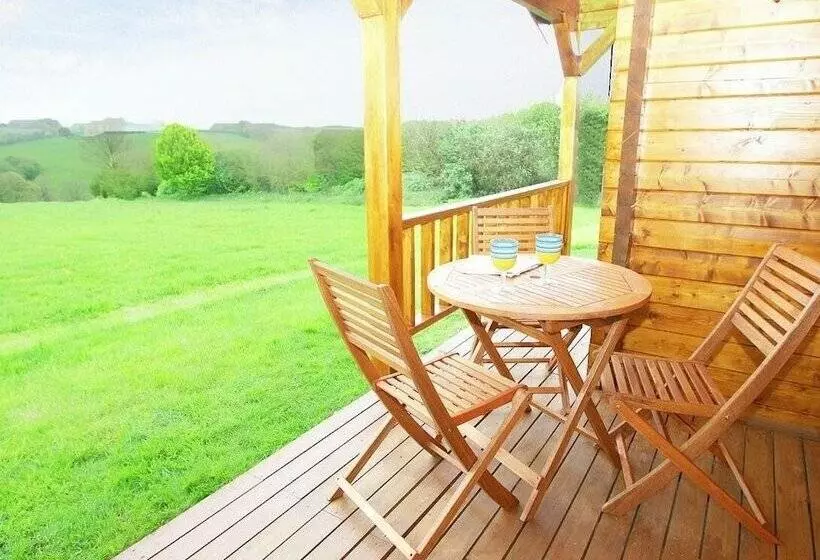 Sam's Cabin