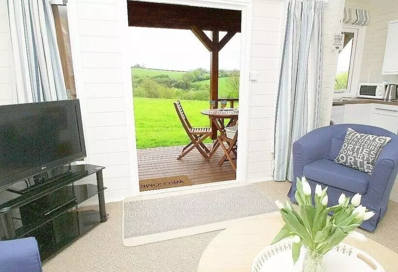 Sam's Cabin