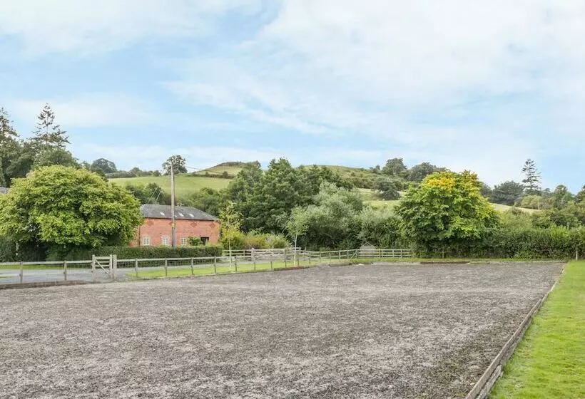 Woodside Cottage