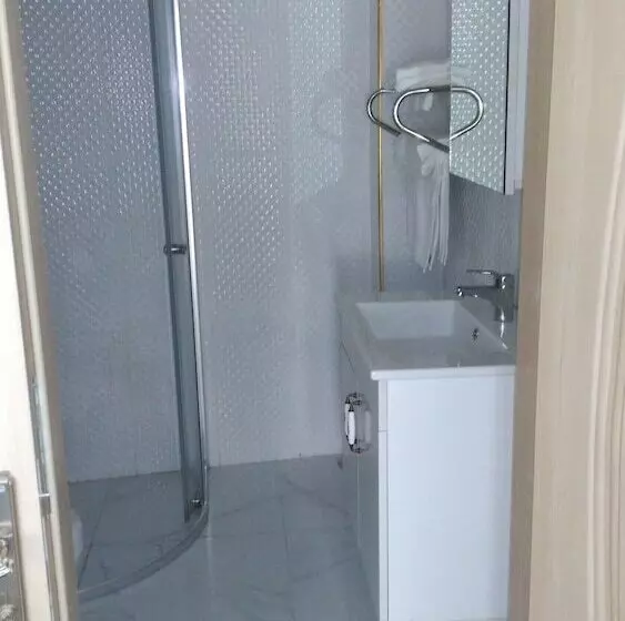 Yali Otel