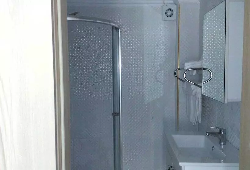 Yali Otel