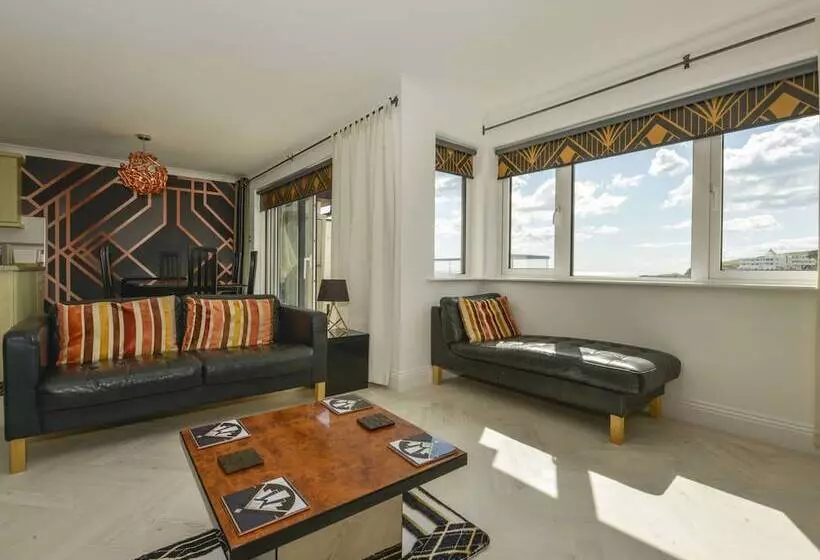 24 Burgh Island Causeway