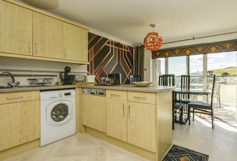 24 Burgh Island Causeway