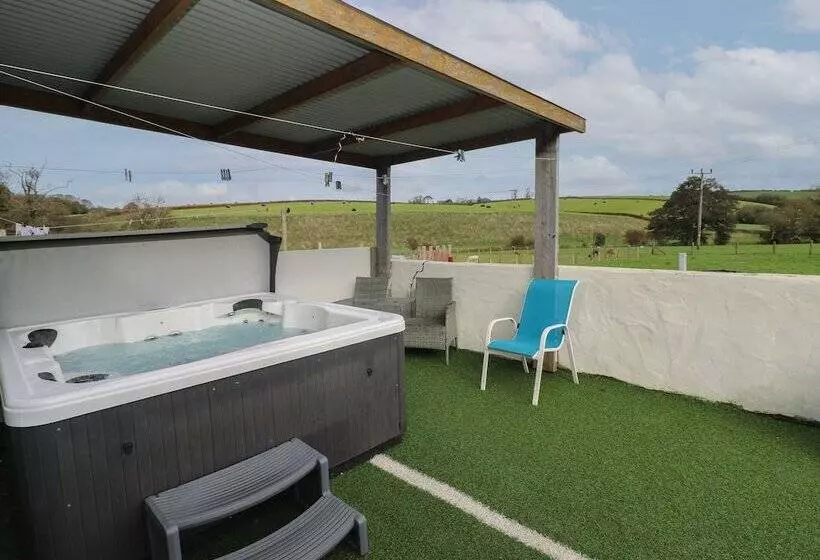Meadow View