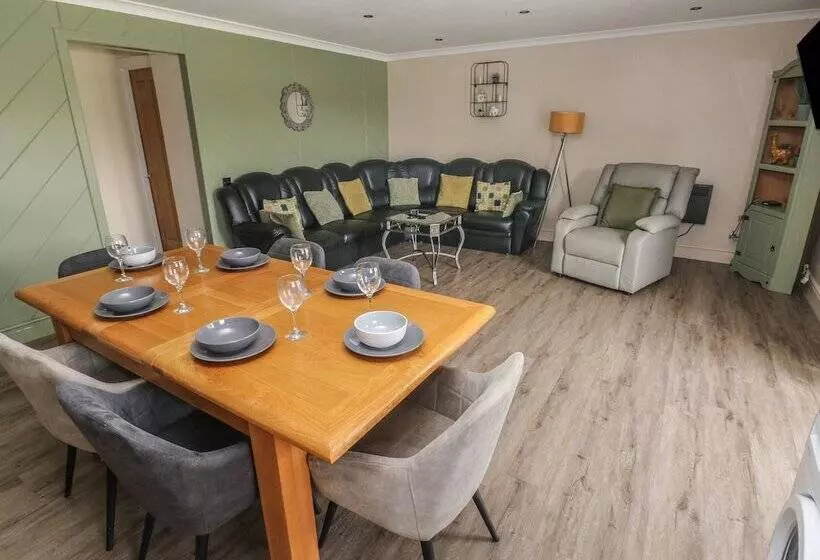 Meadow View