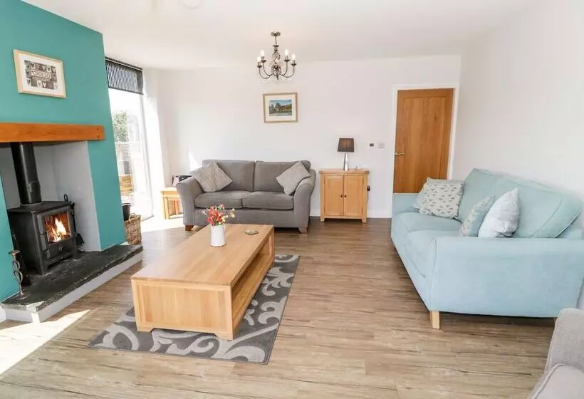 Pen Y Bryn Cottage