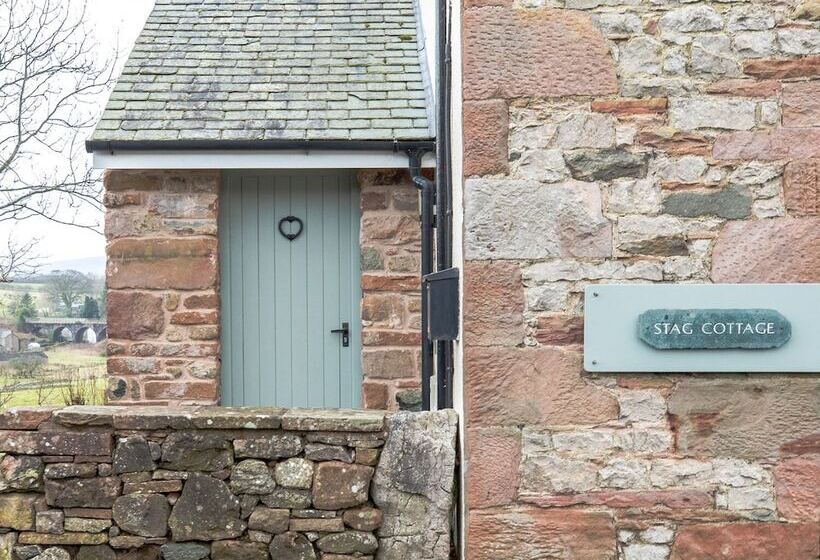 Stag Cottage