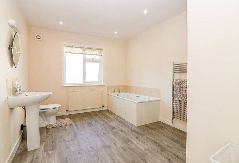 White Hillocks Cottage