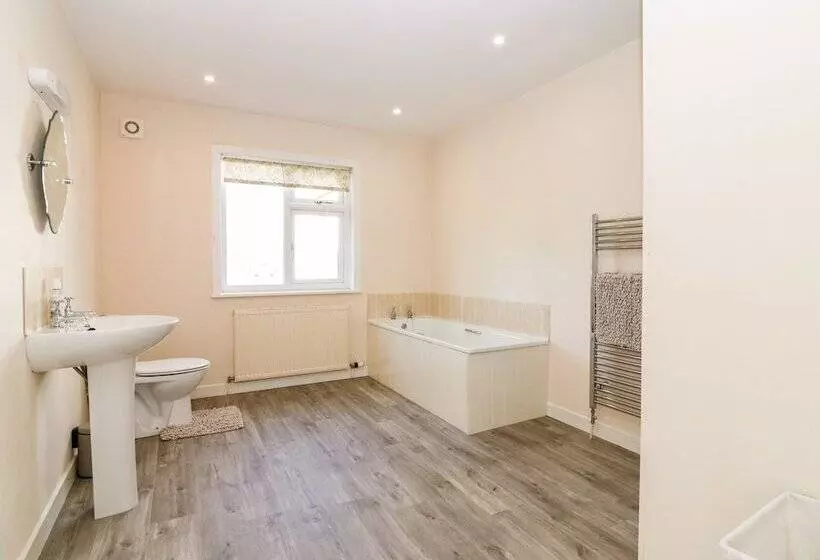 White Hillocks Cottage