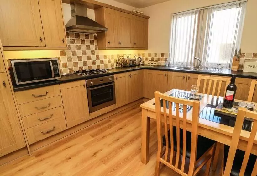 Bytheway Cottage