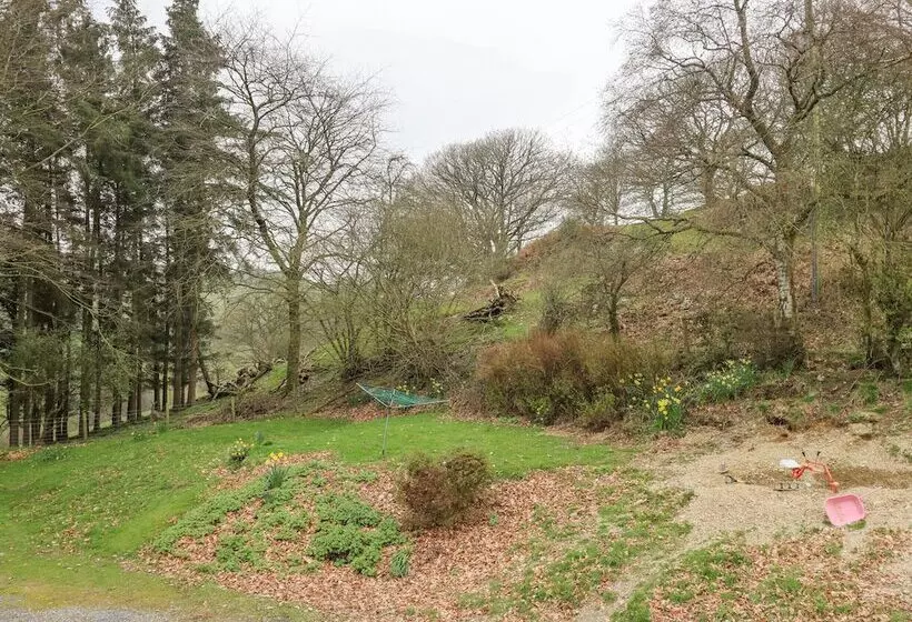 Cefn Cottage