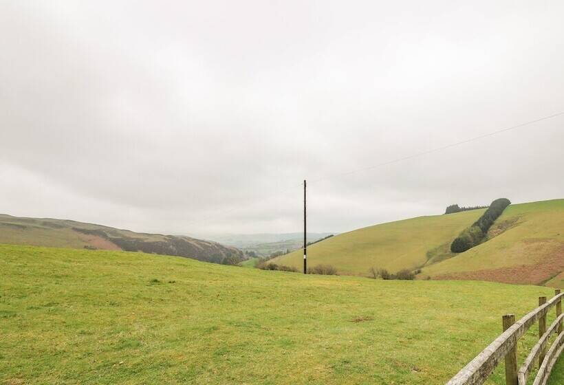 Cefn Cottage