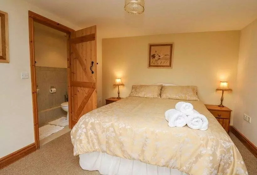 Cefn Cottage