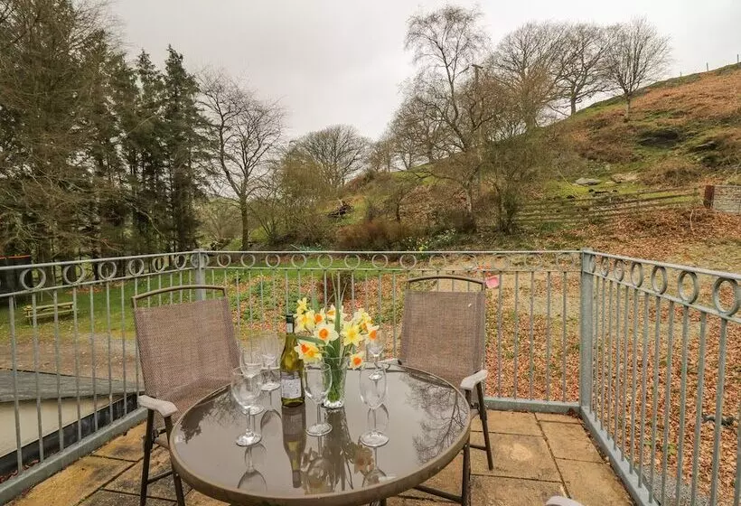 Cefn Cottage