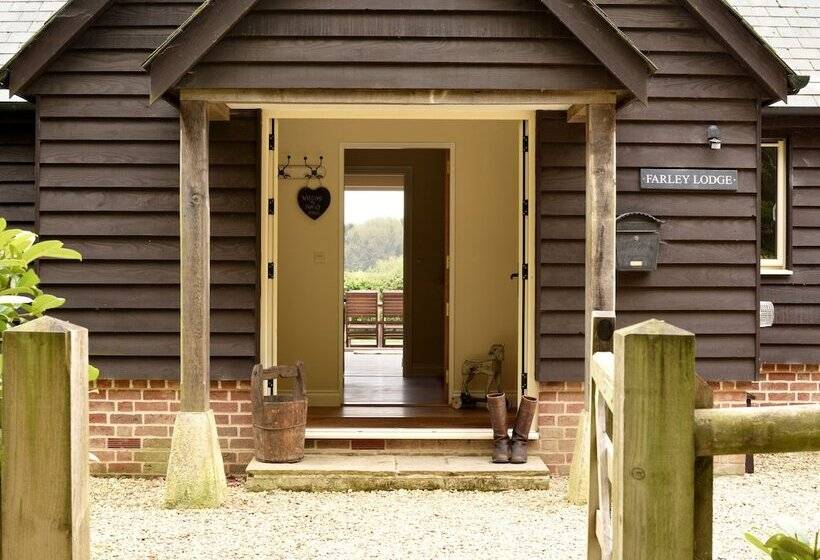 Farley Lodge