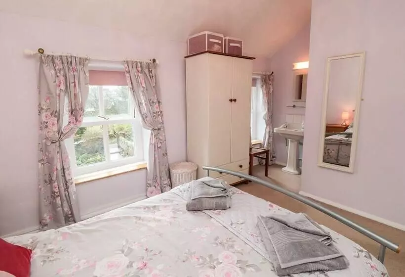 Ghyll Cottage
