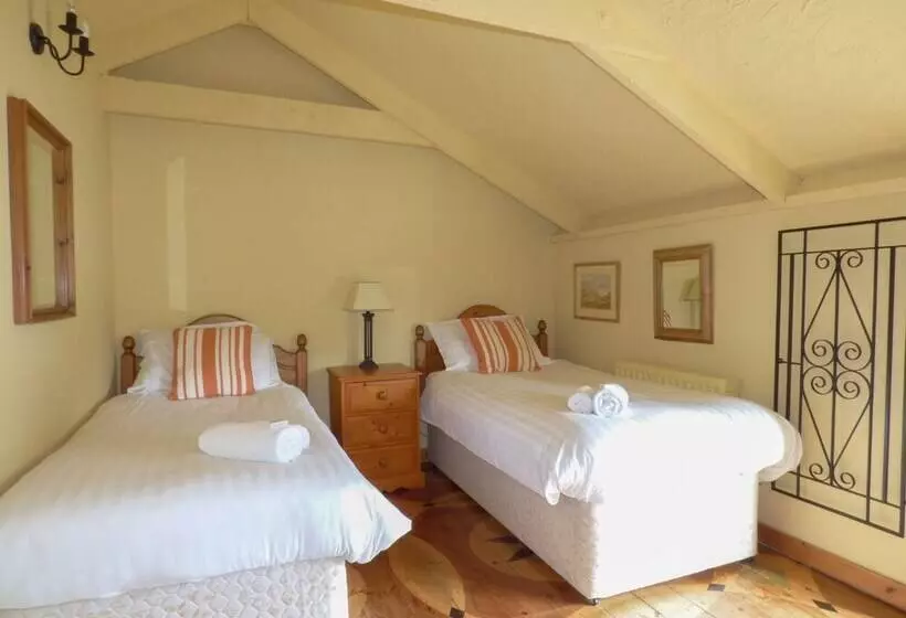 Old Winery Cottage