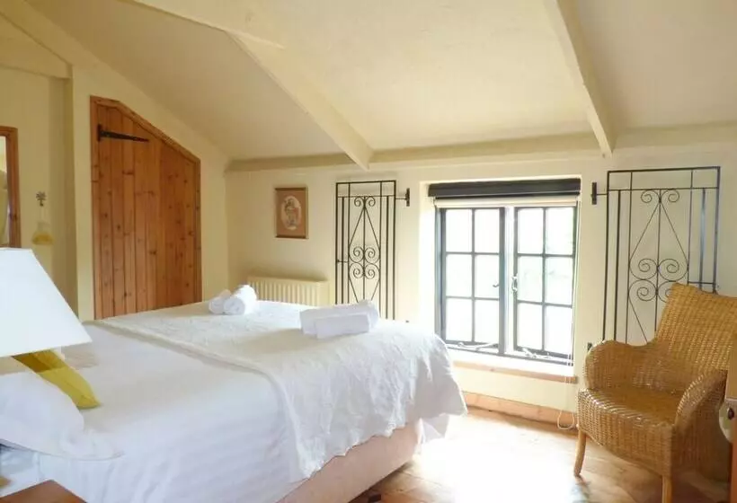 Old Winery Cottage