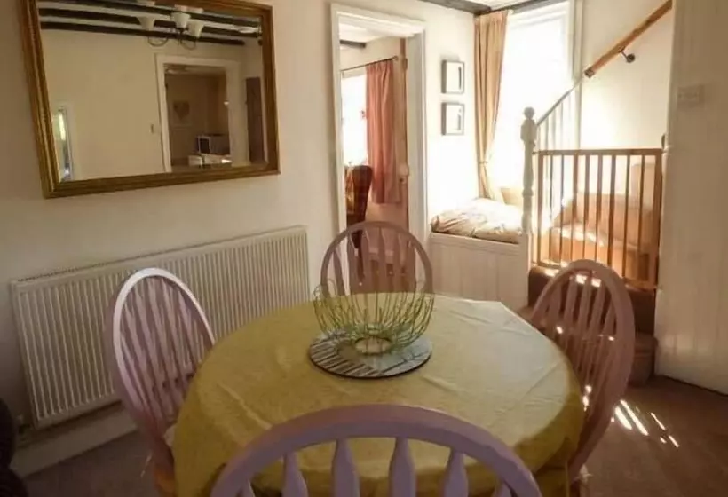 Seafret Cottage