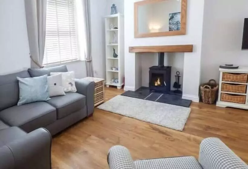Silversands Cottage
