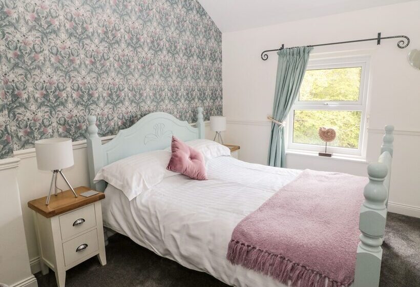 St Cuthbert's Cottage