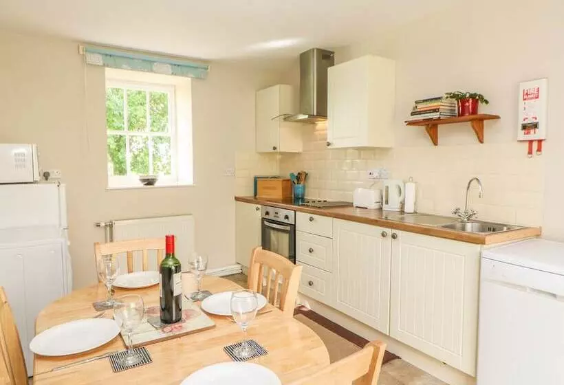 Wear View Cottage