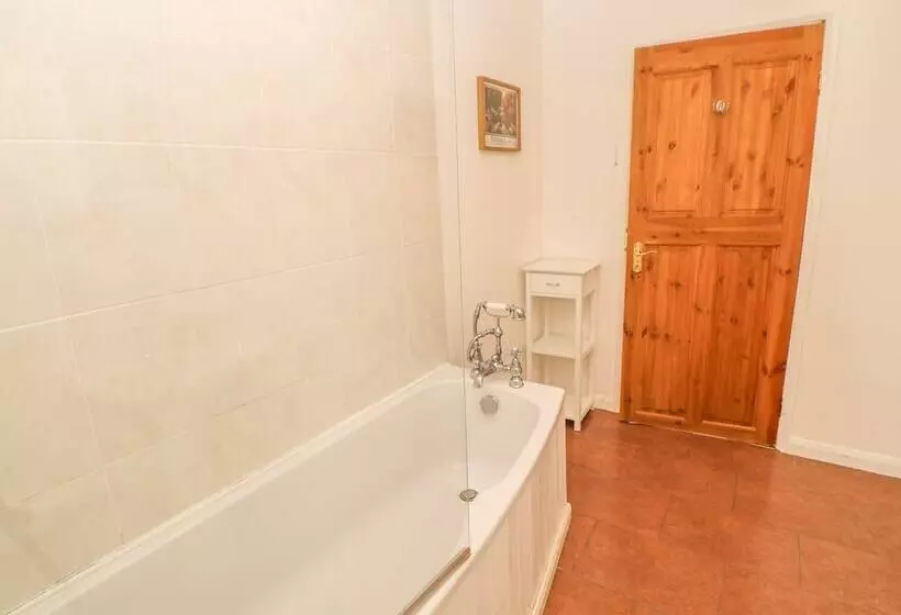 Wear View Cottage