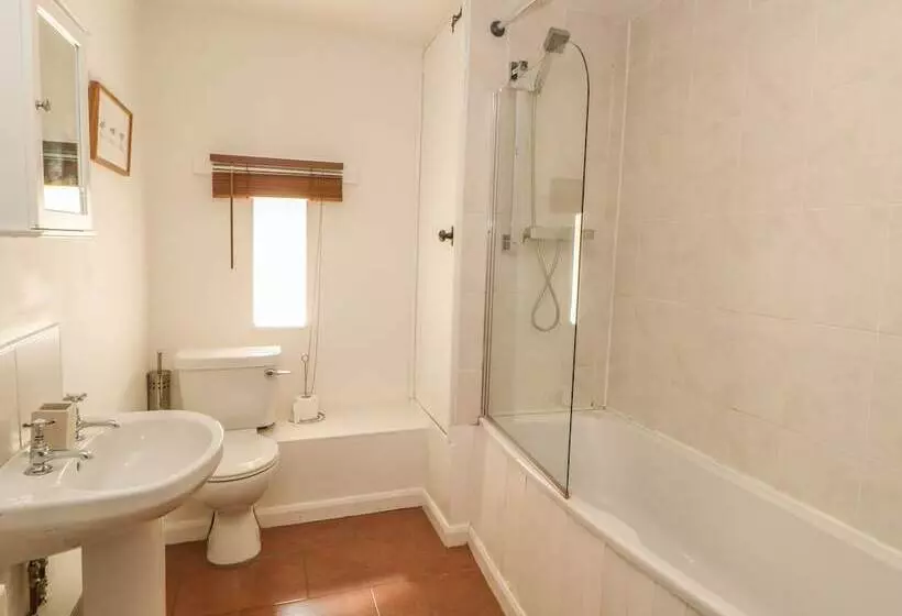 Wear View Cottage