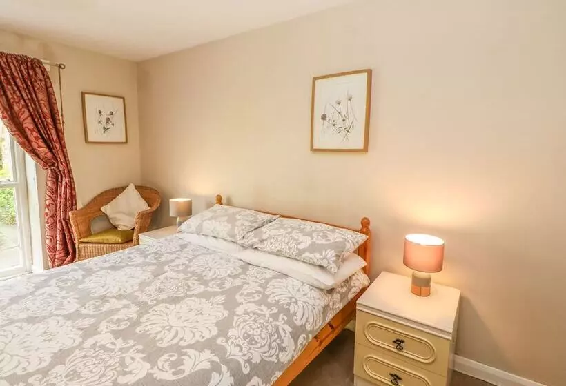 Wear View Cottage