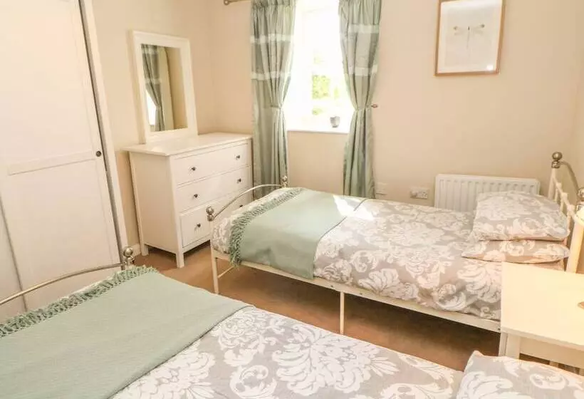 Wear View Cottage