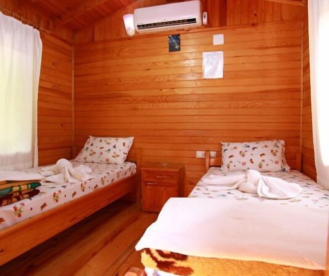 هاستل Olympos Doga Pansiyon