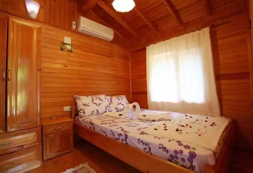 هاستل Olympos Doga Pansiyon