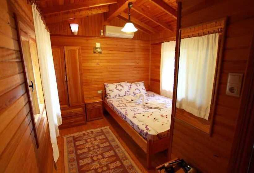 هاستل Olympos Doga Pansiyon