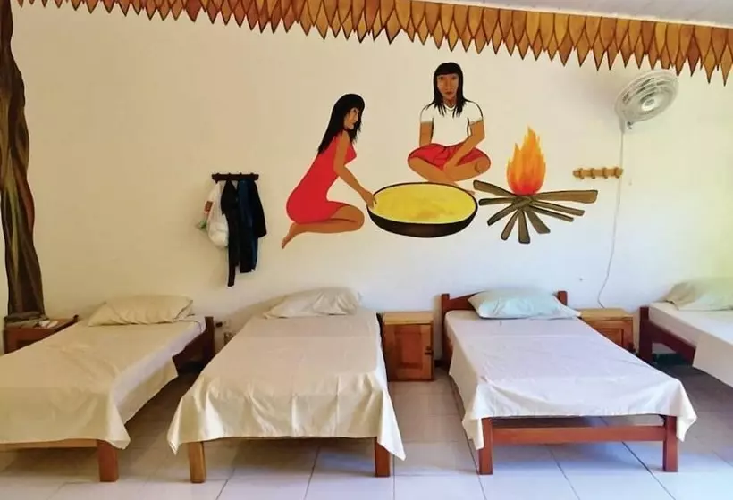 Anaira Hostel