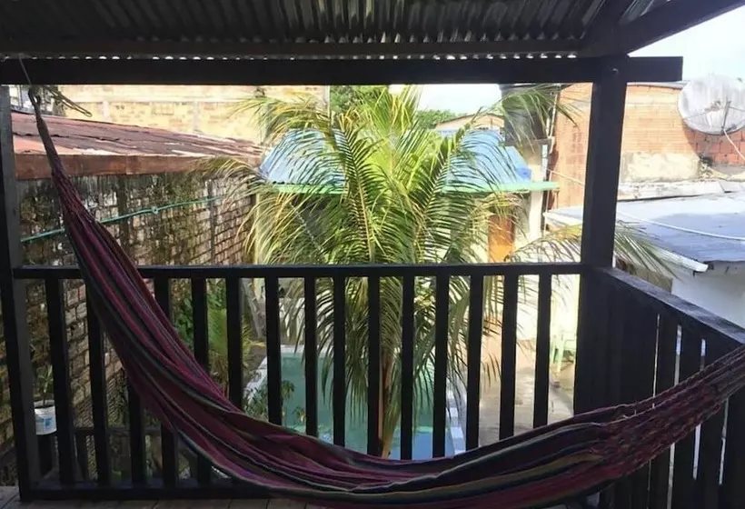 Anaira Hostel