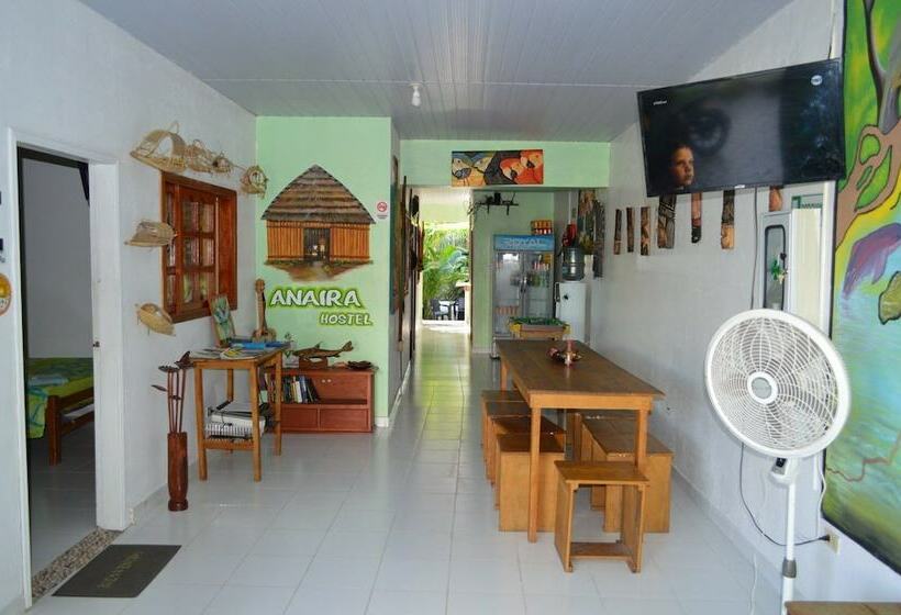 Anaira Hostel