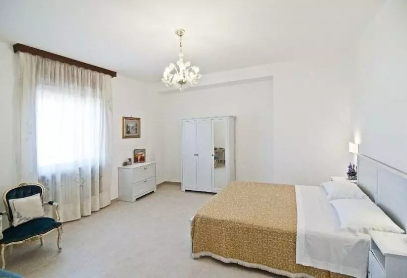 ベッドアンドブレックファースト Casa Vacanza La Scisa