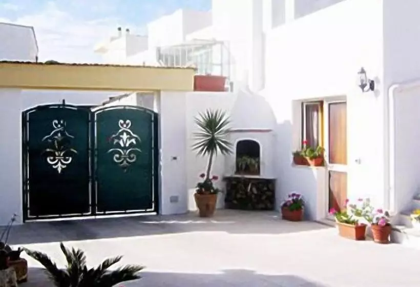 ベッドアンドブレックファースト Casa Vacanza La Scisa