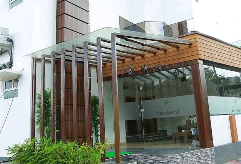 호텔 Athirapilly River Resort