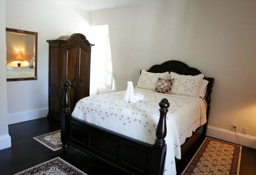 Hotelli Brinckerhoff Inn