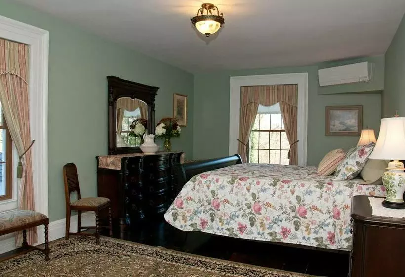 Hotelli Brinckerhoff Inn