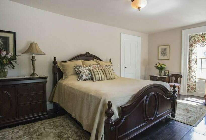 Hotelli Brinckerhoff Inn