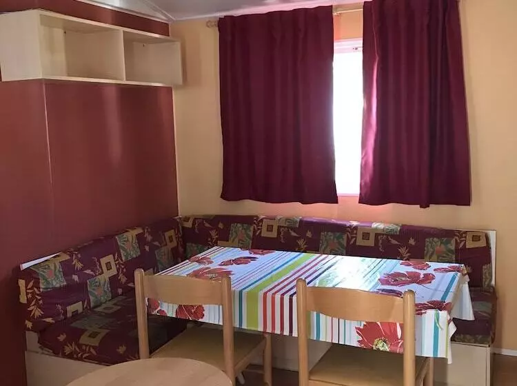 ホテル Camping La Montagne